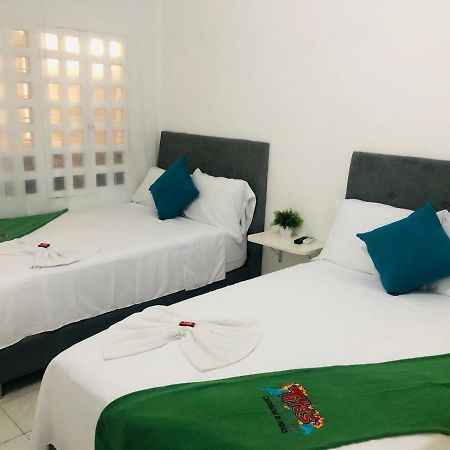 Cartagena Tita'S Airport Hotel מראה חיצוני תמונה