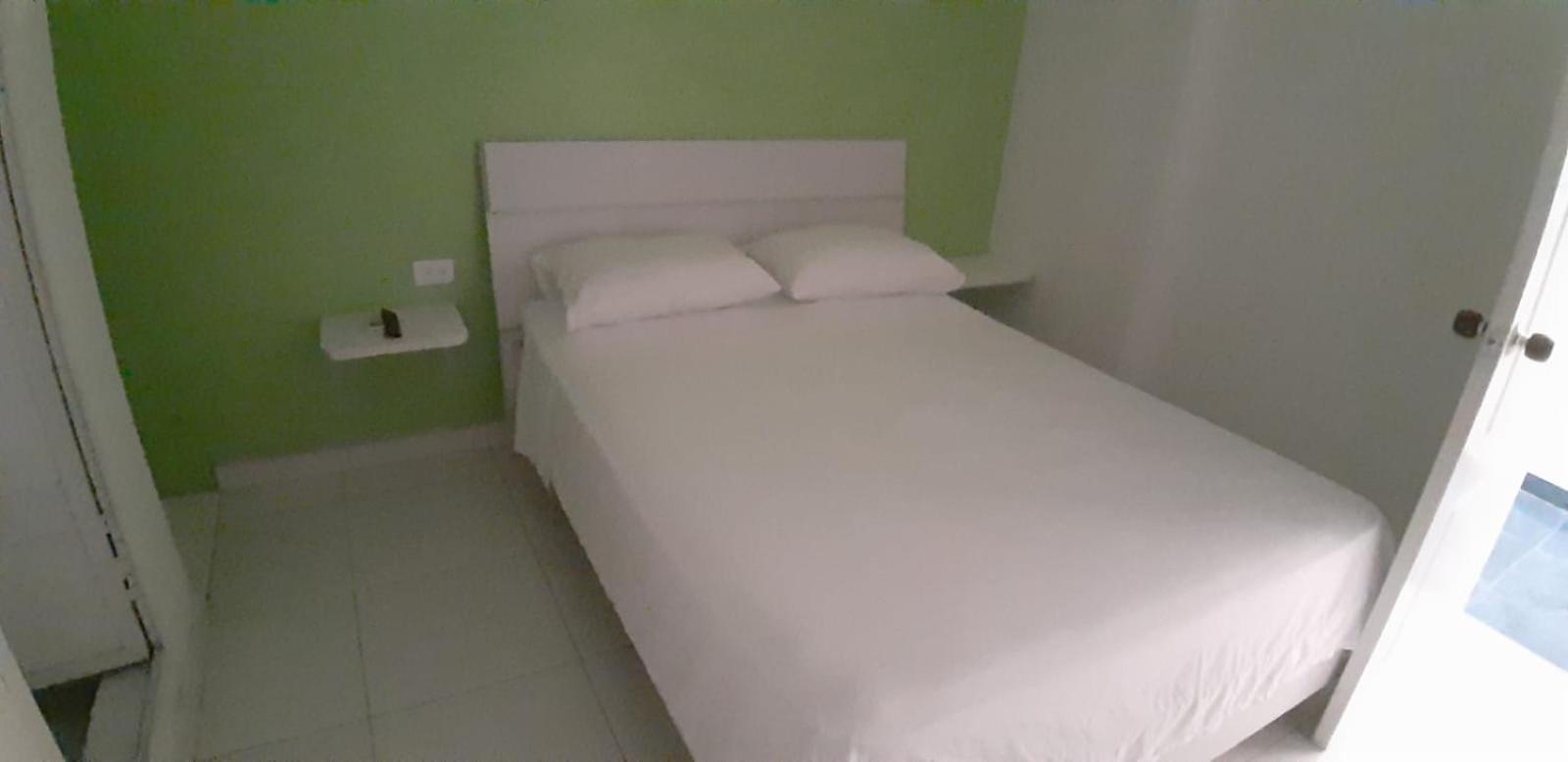 Cartagena Tita'S Airport Hotel מראה חיצוני תמונה